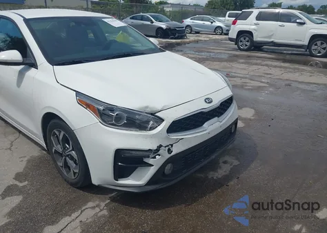 2020 Kia Forte Lxs z USA, uszkodzony, nr VIN 3KPF24AD5LE256529